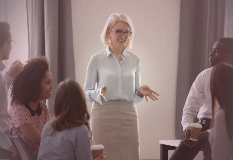 Liderança com empatia: o equilíbrio entre acolhimento e alta performance.